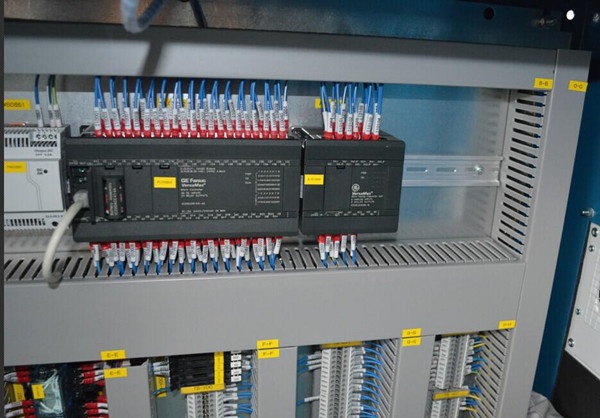 電氣控制部分 電氣控制部分