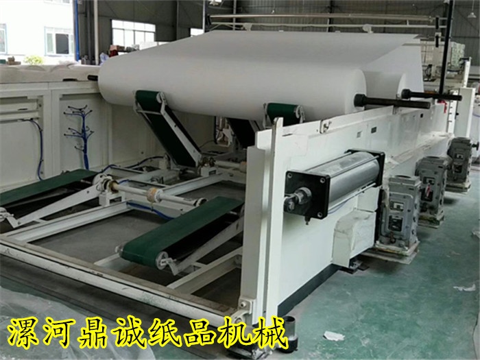 衛(wèi)生紙加工現場